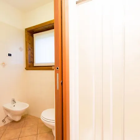 Bait Del Pont Hotel apartamentowy Livigno