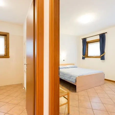 Bait Del Pont Hotel apartamentowy Livigno